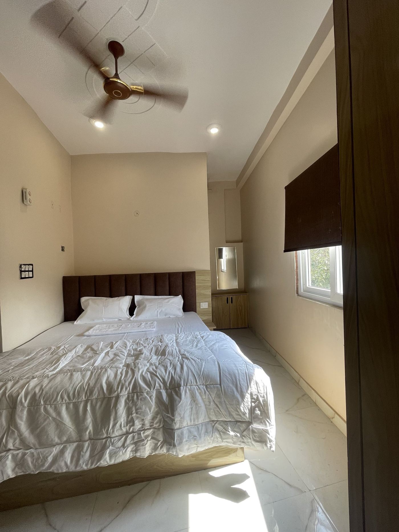 Double bed with fresh linen